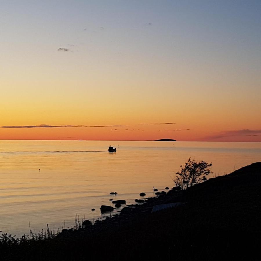 Sjoetorpet - Unikt Boende Vid Havet Pa Norra Oeland! Löttorp Екстериор снимка